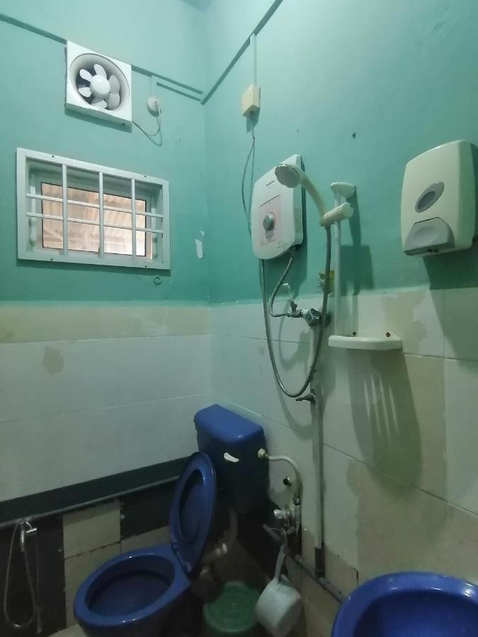 Fbs Inn Dungun Exterior foto